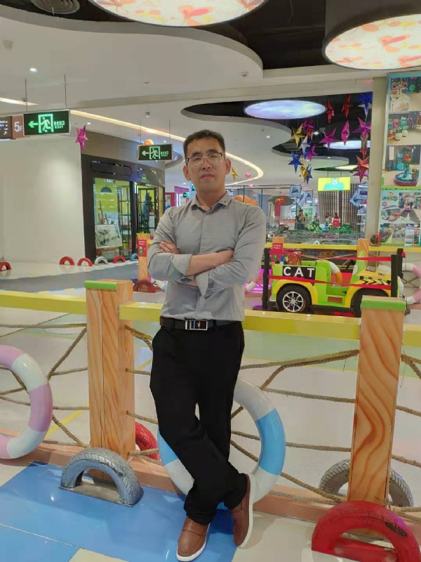 萍水相逢的第一张照片--海宁闪婚服务中心